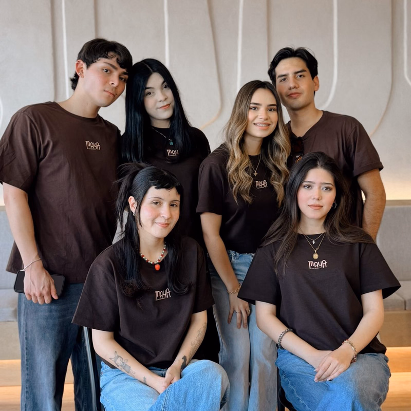 Equipo y Staff de Maya Café